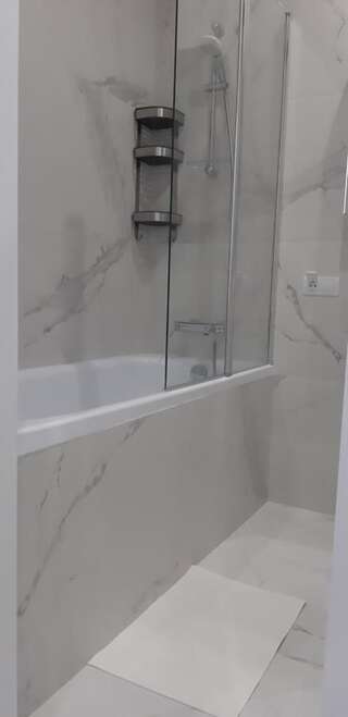 Апартаменты Apartment of Hezavisimosti 60 Минск Апартаменты-11